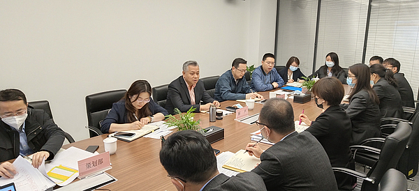 gg扑克
董事长解严调研指导融资租赁等公司工作