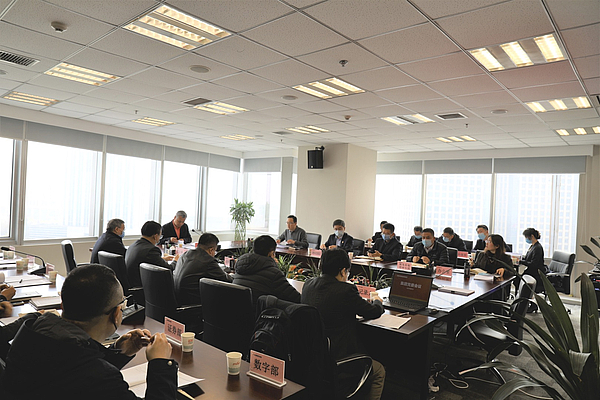 gg扑克
迅速传达学习全国两会精神