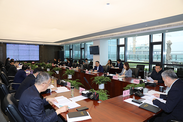 西安gg扑克
党委理论学习中心组专题学习全国“两会”精神
