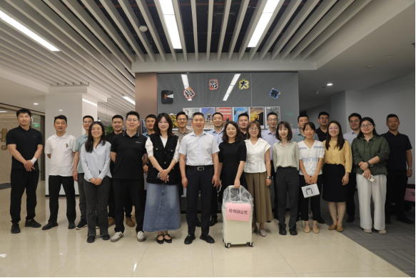 让我们一起记录美,发现美 ——gg扑克
工会开展“迎五一” 摄影比赛活动